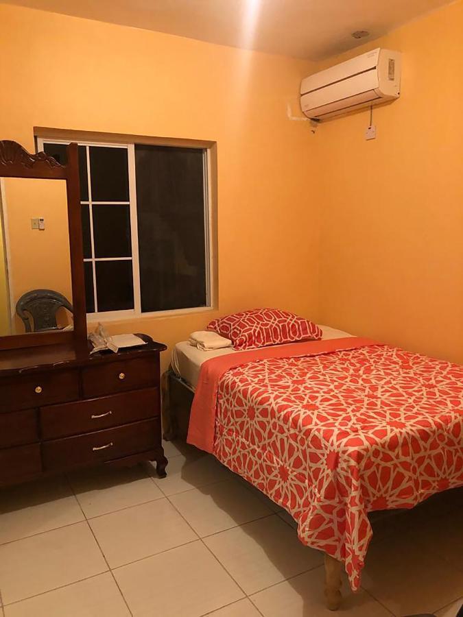 Scarlett Guest House Bull Bay Buitenkant foto
